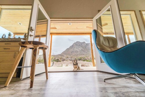 Crystal Mountain Cabin: Custom Built 2019. Relax in Seclusion.