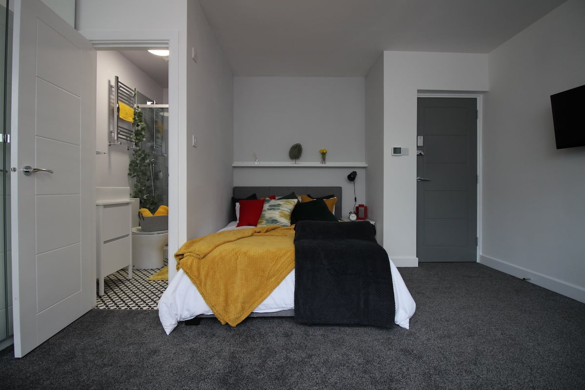 1 bedroom, free WiFi, bed sheets
