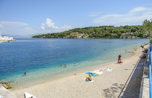 GANZ für SICH: VILLA am MEER, WARM POOL, BIKE & KAYAK & PRIVAT ANWESEN          
