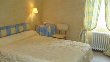 Chambre Double | Lits bébé (en supplément), Wi-Fi gratuit