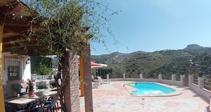 TORRE DEL MANZANO RURAL HOUSE