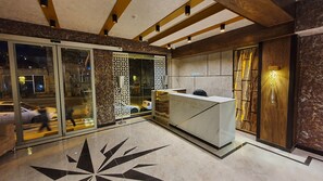 Reception - Parkway inn Hotel & Spa (Baku)