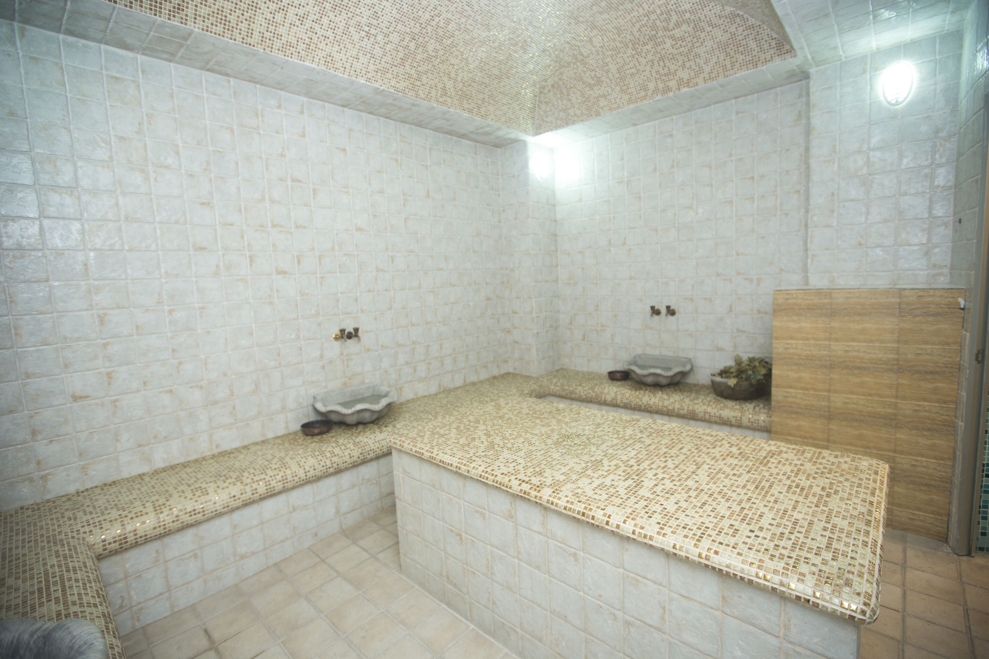 Photo - Parkway Inn Hotel & Spa