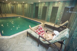 Indoor pool - Parkway inn Hotel & Spa (Baku)