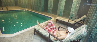 Parkway inn Hotel & Spa