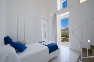 3 habitaciones, tabla de planchar con plancha y cunas gratuitas 