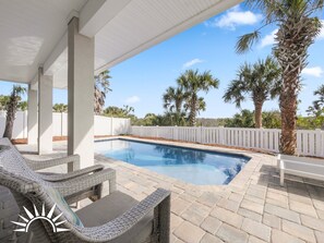 A heated pool - Sea Salt - Ocean front luxury beach home with private pool - sleeps up to 12! (St. Augustine Beach)