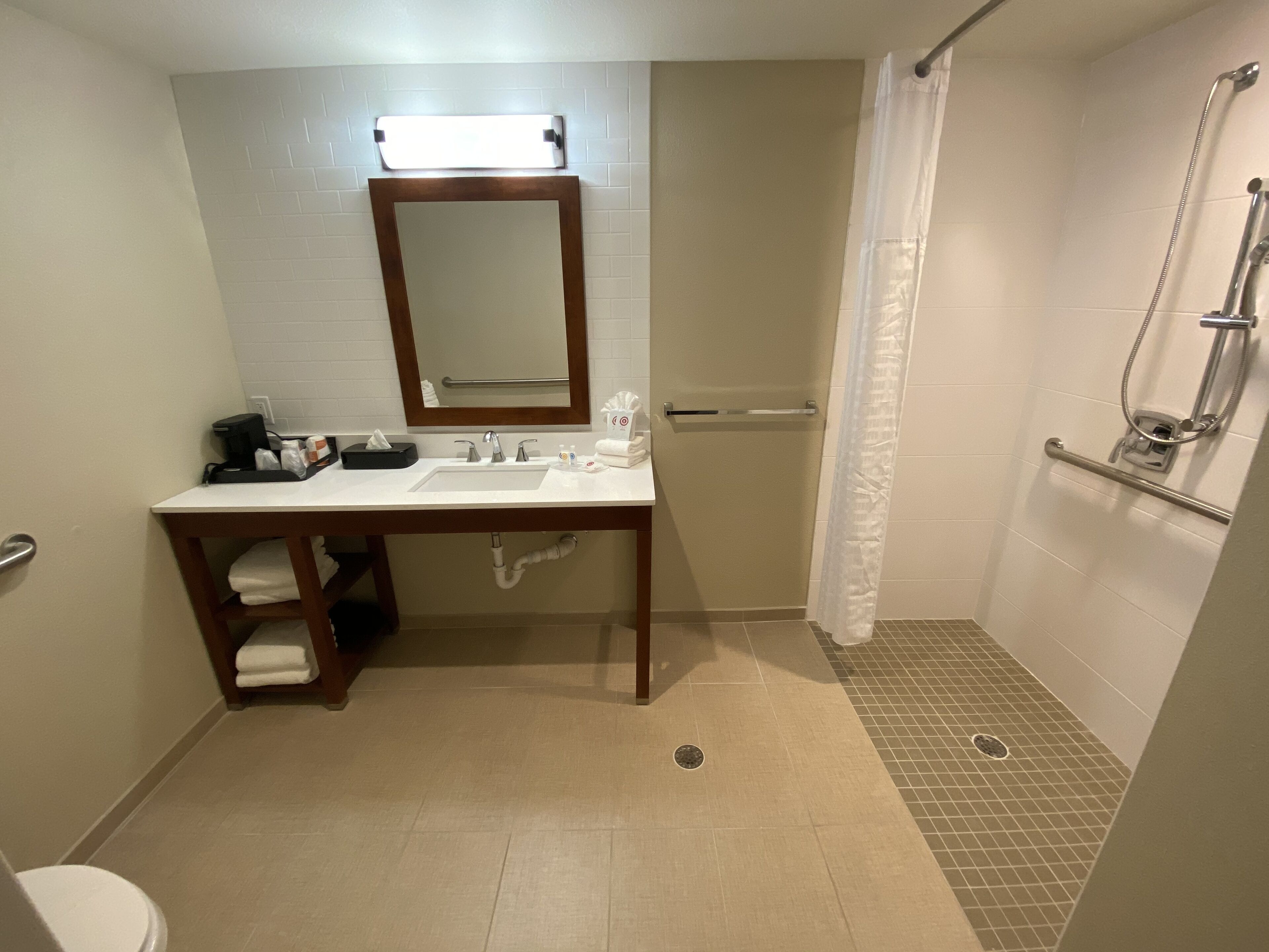 suite, multiple beds, accessible, non smoking | bathroom | combined shower/bathtub, hair dryer, towels