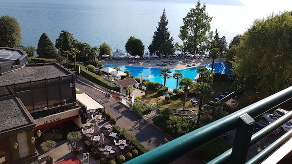Luxury Apartment, 2 Bedrooms | Lake view