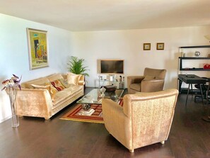 Luxury Apartment, 2 Bedrooms | Living room | 55-inch Smart TV with digital channels, TV - Luxury lake view apartment (Montreux)