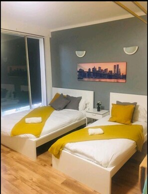 Double Room | Iron/ironing board, free WiFi, bed sheets - Forset Court (London)