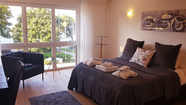 Unclassified image, 1 of 24, button - citycentre lake view apartment (Montreux)