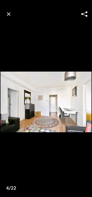 ห้องดับเบิล | บริเวณนั่งเล่น | ทีวีจอแบน