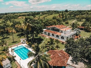 ด้านหน้าที่พัก