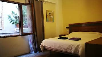 4 dormitorios, tabla de planchar con plancha, wifi y ropa de cama