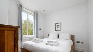 Unclassified image, 4 of 20, button - GuestReady - Amazing flat in Trendy Hoxton (London)