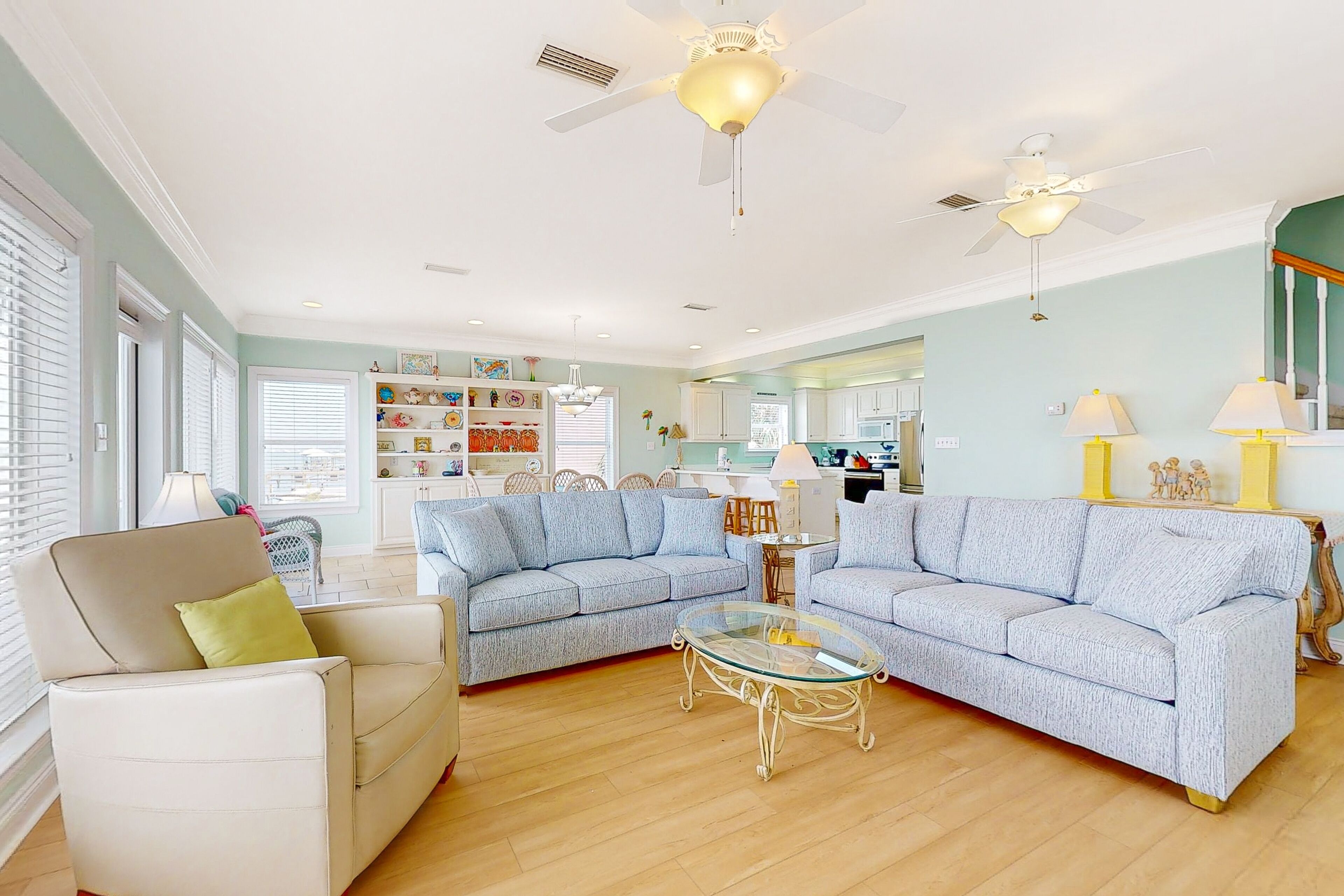 Waterfront house on Little Lagoon with decks, views & shared pool/pier