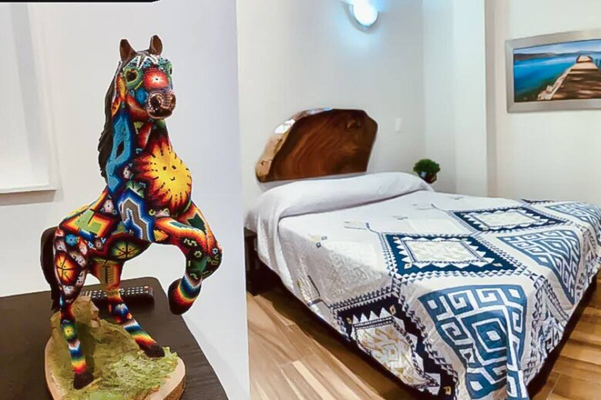 Superior Studio | Down duvets, individually decorated, individually furnished