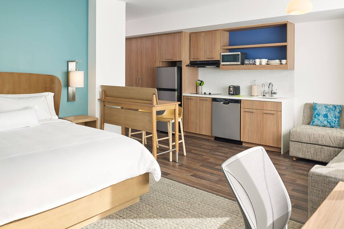 1 bedroom, iron/ironing board, cribs (free), rollaway beds (surcharge)