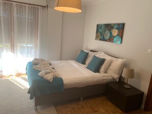 Design Apartment, 1 Bedroom, Lake View