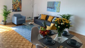 Design Apartment, 1 Bedroom, Lake View | Living room | 55-inch flat-screen TV with cable channels, Smart TV, pay films - Montreux lake view Residence (Montreux)