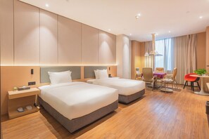 Standard Room, 2 Single Beds, City View (Extra Space) | In-room safe, desk, laptop workspace, blackout curtains - Holiday inn Express Dongguan Shatian by IHG (Dongguan)