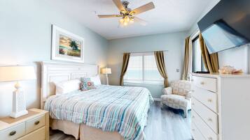 2 slaapkamers, een strijkplank/strijkijzer, internet, beddengoed