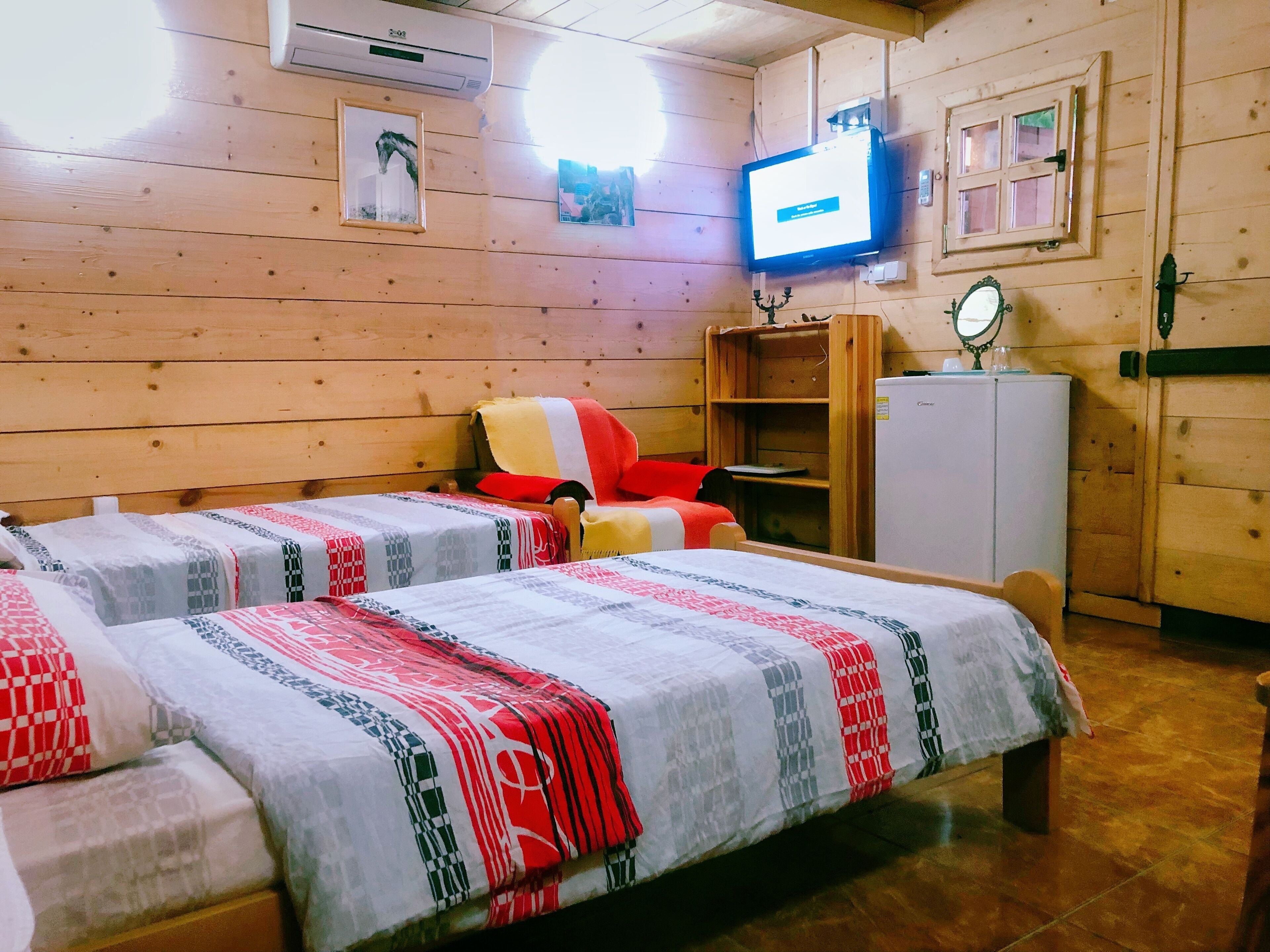 1 slaapkamer, een kluis op de kamer, wifi, beddengoed