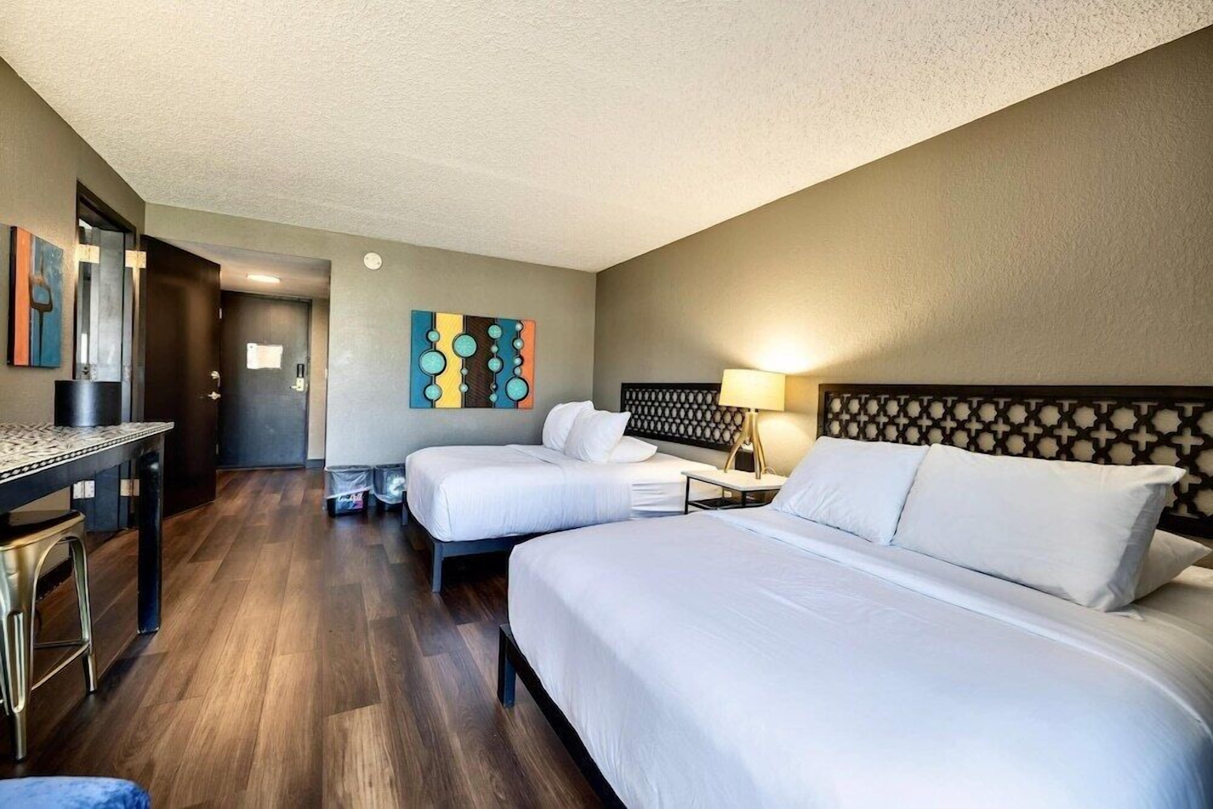 Iron/ironing board, free WiFi, bed sheets, wheelchair access