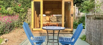 This well-equipped cottage is perfect for a family or group holiday.