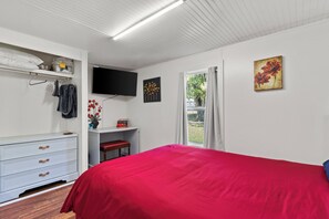 2 chambres, bureau, fer et planche à repasser, Wi-Fi gratuit