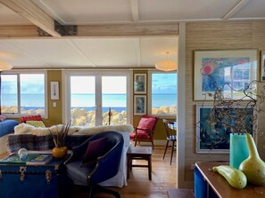 Interior - Absolute Beach Front. Wake up to see the sun rise (Haumaona)