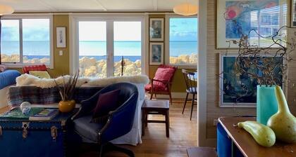 Absolute Beach Front. Wake up to see the sun rise