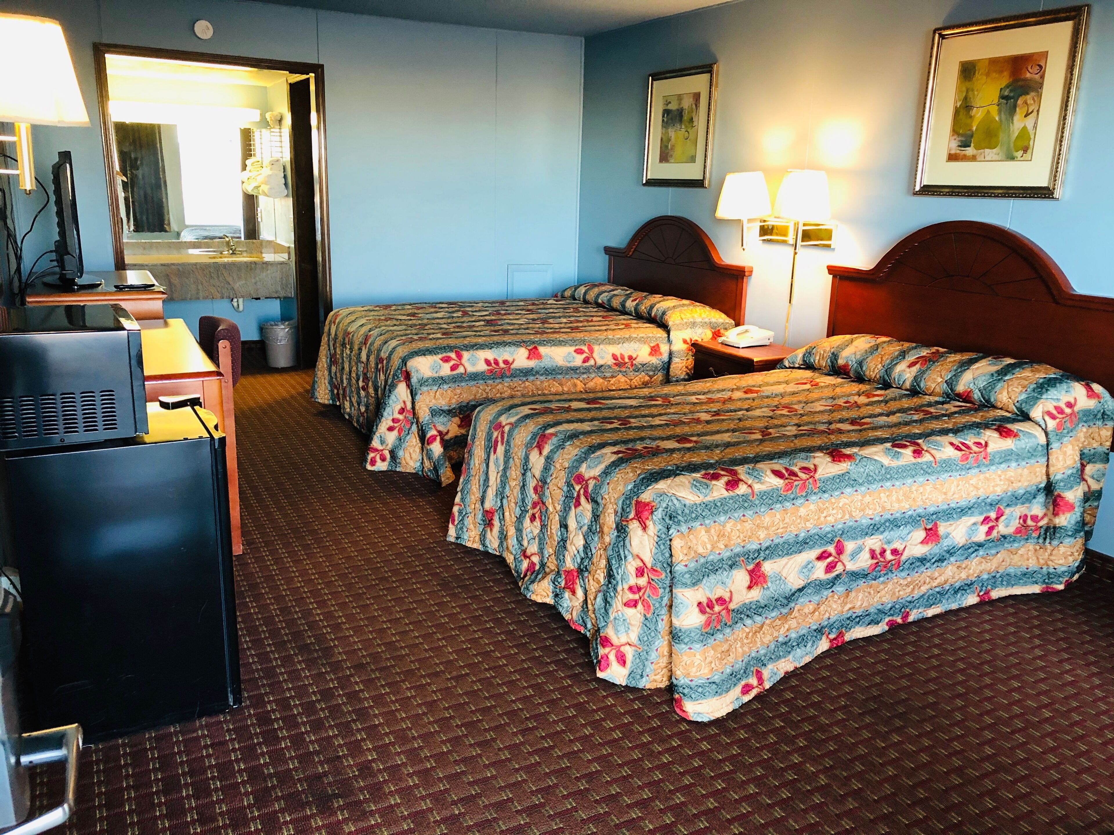 Standard Double Room | Desk, soundproofing, free WiFi, bed sheets