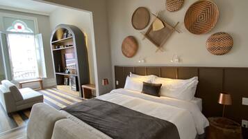 Suite Ibiapina | Frigobar, cofres nos quartos, escrivaninha, cortinas blackout