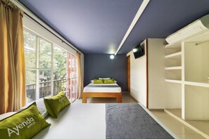 Quadruple Room | Hypo-allergenic bedding, free WiFi, bed sheets - Ayenda 1405 Ibiza (Cali)