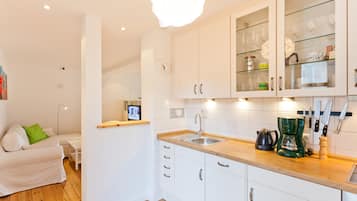 Villa, Private Bathroom, Sea View (Villa Luna) | Shared kitchen