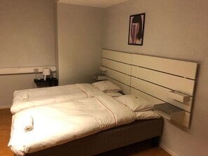 Økonomi-firemannsrom | Barnesenger, wi-fi (inkludert) og sengetøy