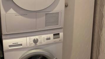 Apartment | Bathroom