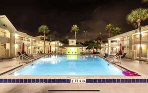 Outdoor pool, pool umbrellas, sun loungers