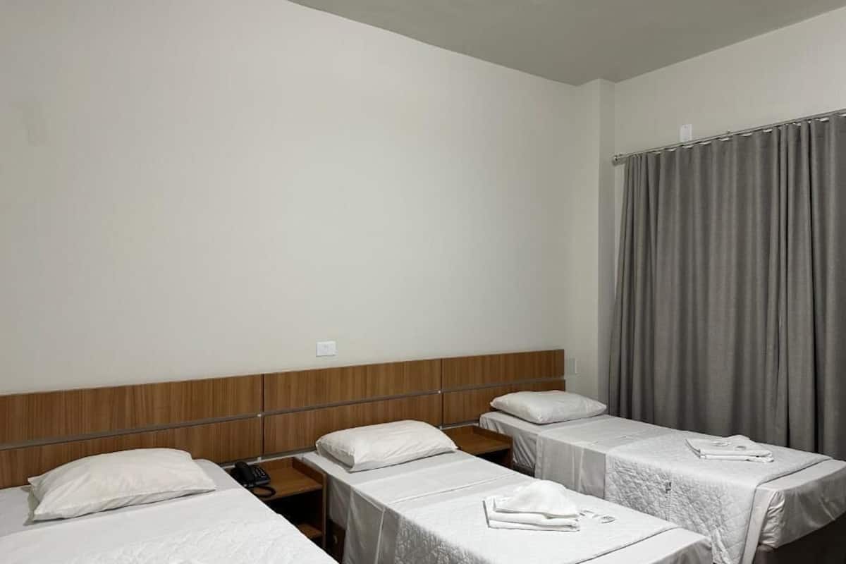 standard triple room | minibar, free wifi