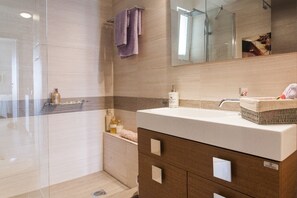 Soap, shampoo