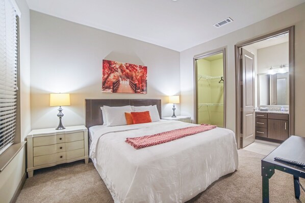 Apartamento | 2 quartos, individualmente decorados, individualmente mobiliados