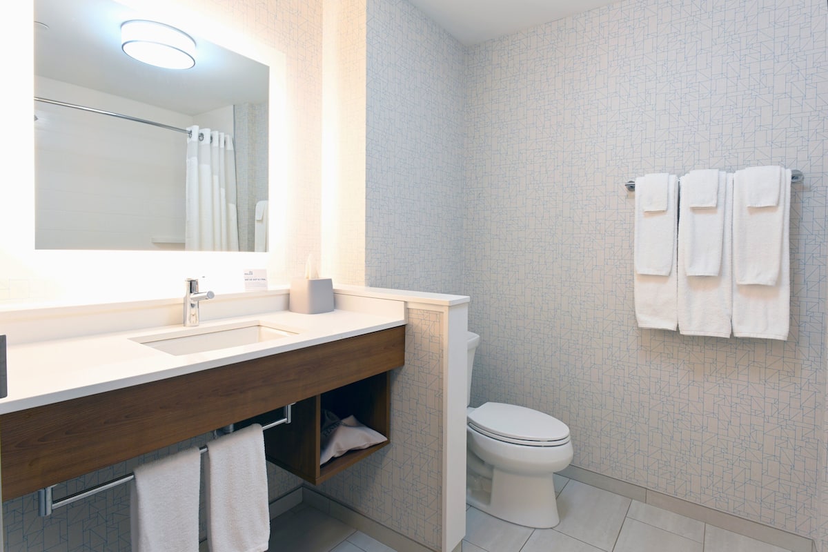 In-room safe, desk, laptop workspace, blackout drapes