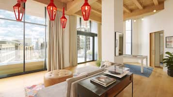 頂樓客房 (Richard's Flat King) | 1 間臥室、迷你吧、客房內保險箱、書桌