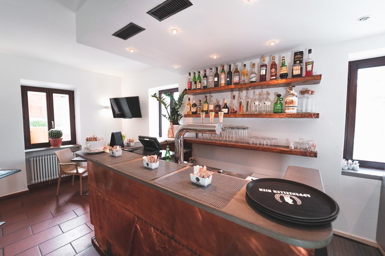 Bar (in der Unterkunft)