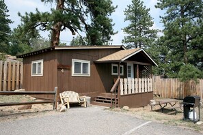 Exterior - Lazy R Cottages: 4 (Estes Park)