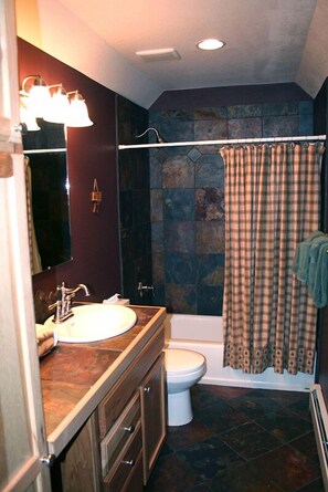 Apartment, Multiple Beds, Hot Tub | Bathroom | Towels - Lazy R Cottages: 15 (Estes Park)