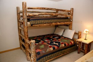 Cabin, Multiple Beds, Hot Tub, Mountain View | Free WiFi