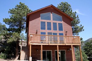 Exterior - Lazy R Cottages: 16B (Estes Park)